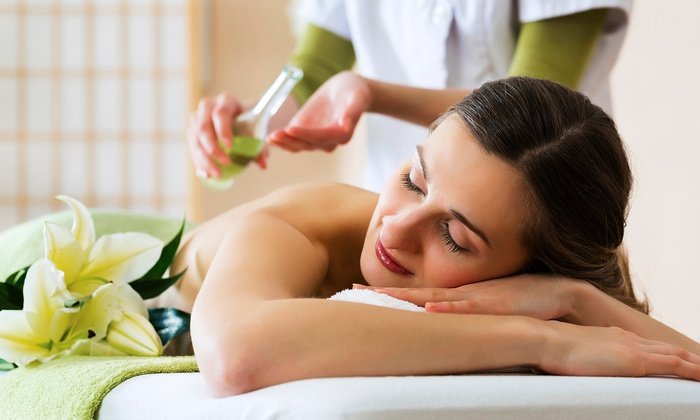 What is Essential Oil for Body Oil Massage?