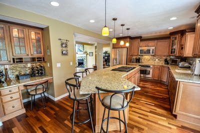 A Guide in Choosing a Kitchen Remodeling Contractor image