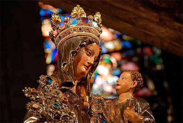 7a Misa Peregrinos Despedida y Bienvenida Celebración Nuestra Señora de Roncesvalles