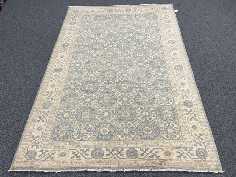 Chic Area Rug - Mudcloth Design - 6 x 9-ft - The Collab USA