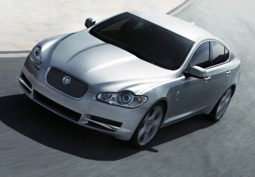 A Car That Saved an Icon – The Jaguar XF