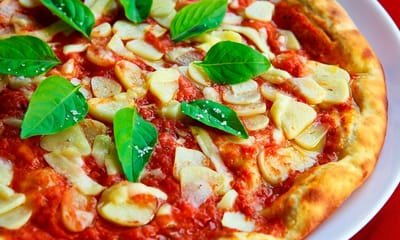 Reviews on Pizza Stones image