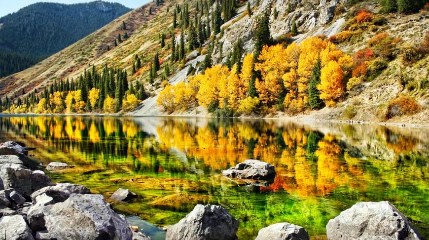 الخريف في كازاخستان