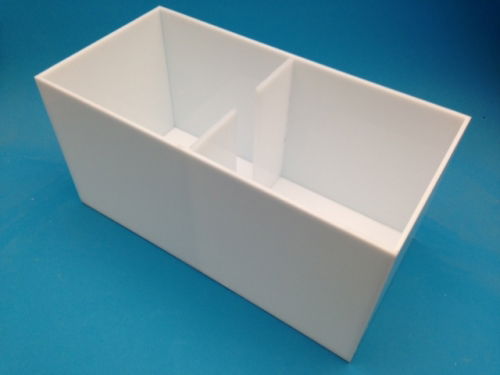 Plexiglass rectangular box