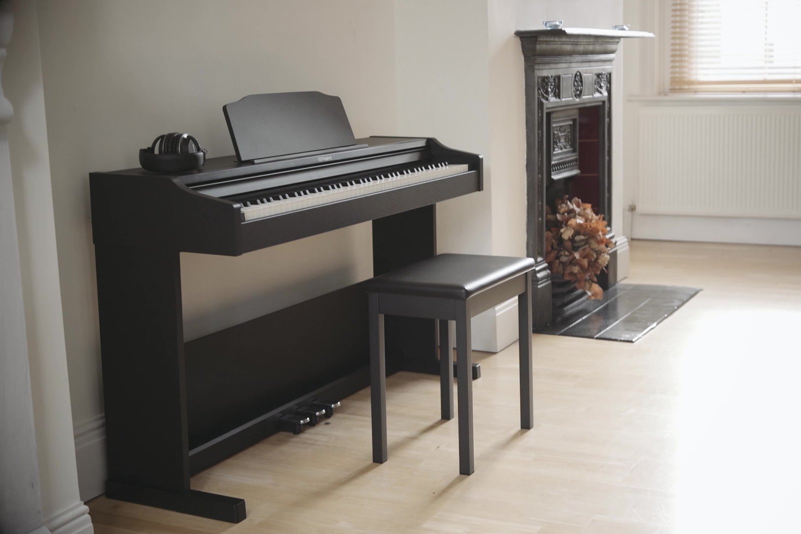 Digital Pianos - Practice on Them and Save Money