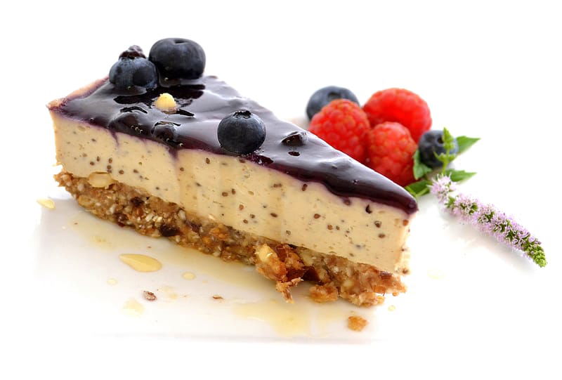 Vegan cheesecake with Kaya Kestenov yoghurt