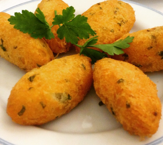 Pasteis de bacalhau ( 6 unidades)