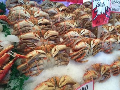 Tips on Buying Blue Crabs image