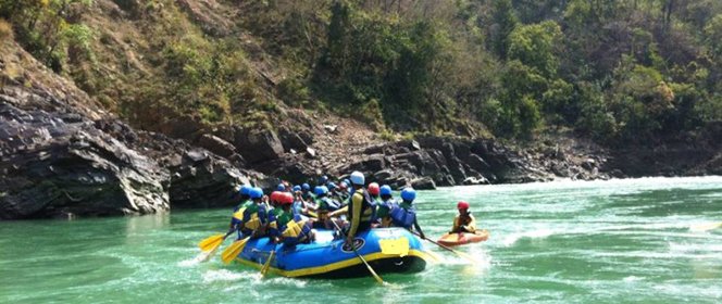 Let’s go to an adventure- Rafting and Camping in Rishikesh