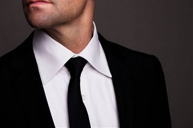 لبس ربطة العنق حرام