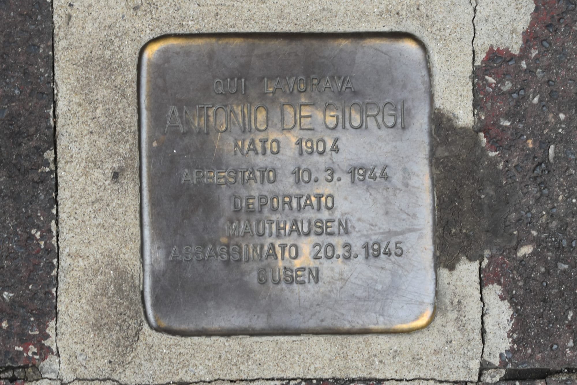 55 Antonio De Giorgi - Via Borgonuovo 5