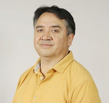 Dr. Bernardo Riffo Ocares