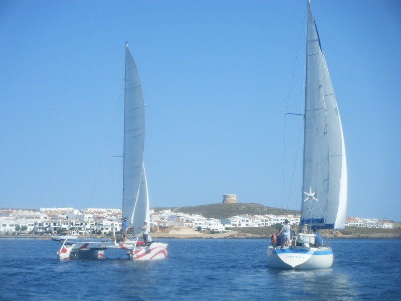Experiencia de navegación a vela en Menorca