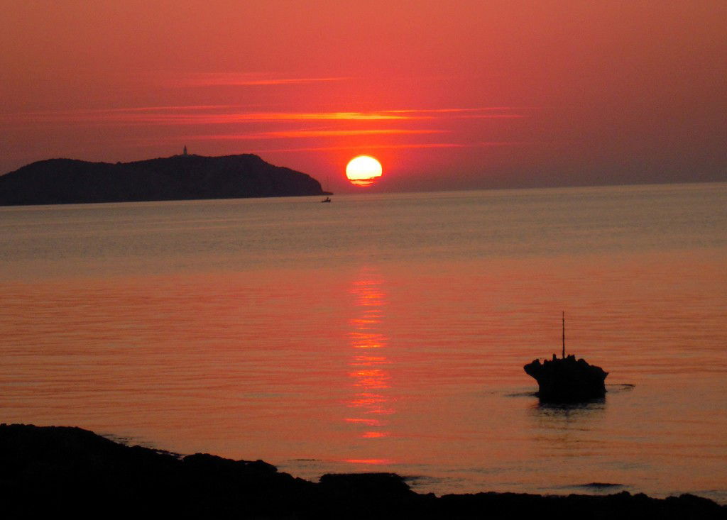 Sunset boat tour Ibiza