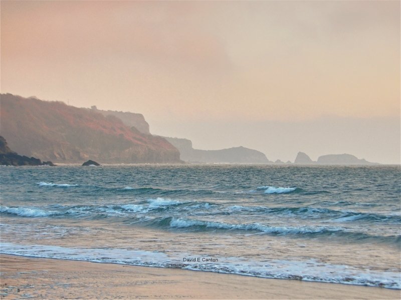 Monkstone head from Tenby at dawn