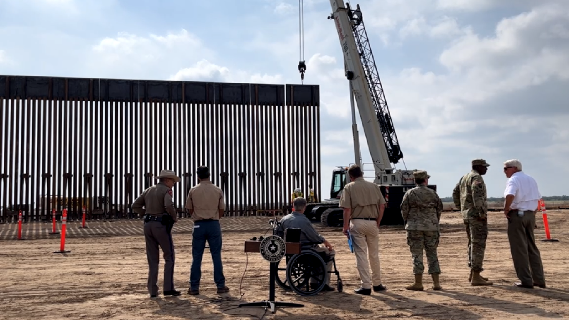 Building the Texas Wall.