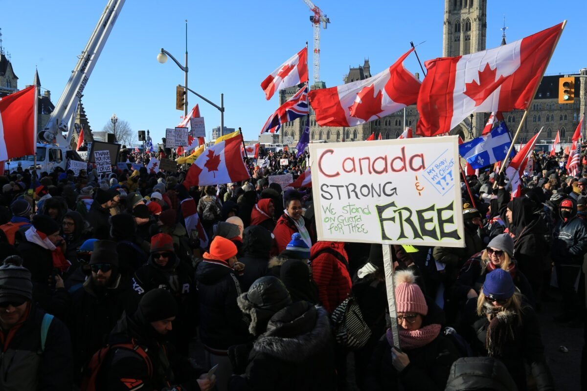 Thousands Protest Against Mandates at Canadian Parliament for 2nd Day