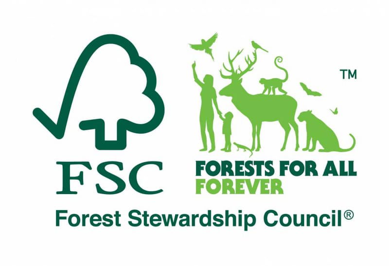 森を守るマーク　森林認証制度FSC®　リサイクル材料を使用した紙を使っています。