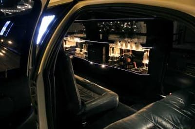 Incredible Benefits of Selecting the Leading Limo and Chauffeured Car Service Provider image