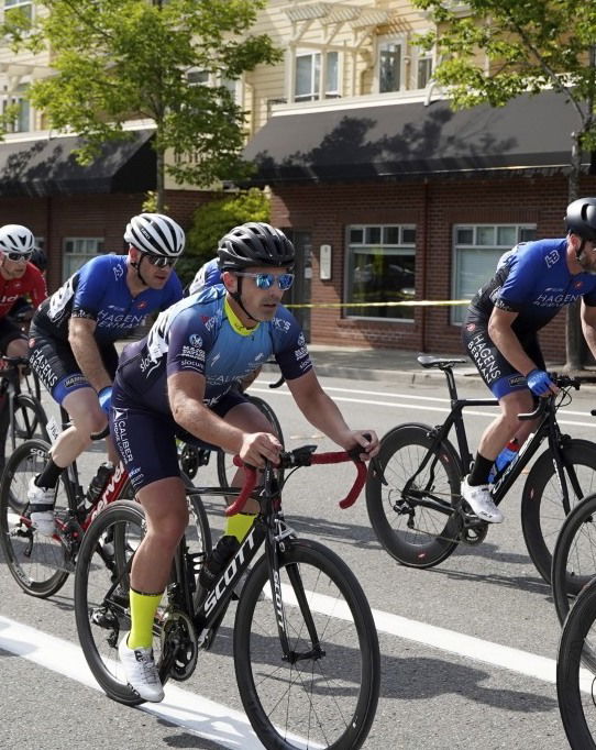 Learning the Cycling Skills for Your First Criterium