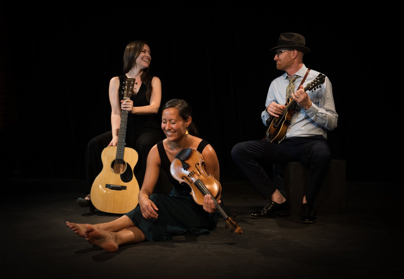 METRMAG Spotlight On: Folk and Roots string-band LOW LILY at Club Passim (Cambridge, MA.)