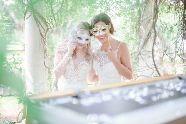 Lux MIRROR PHOTO BOOTH PACKAGE