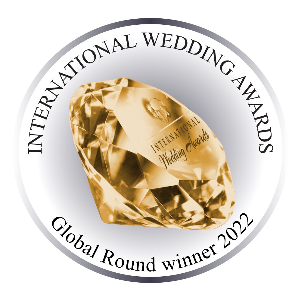 I DID IT!!!! Winner of The International Wedding Awards 2022 - Country Winner - Best Hairstylist