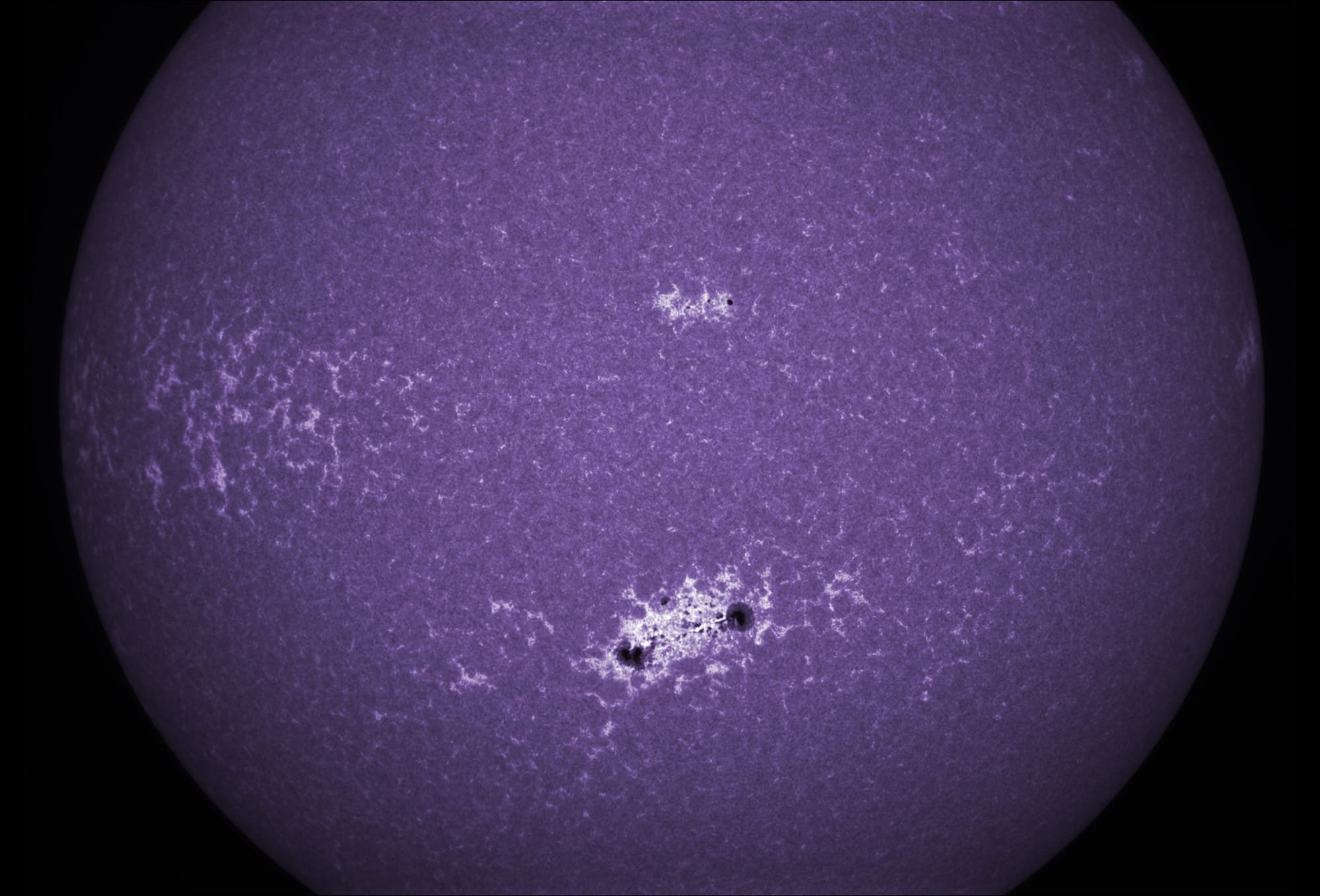 SUN (20150823) CaK.
