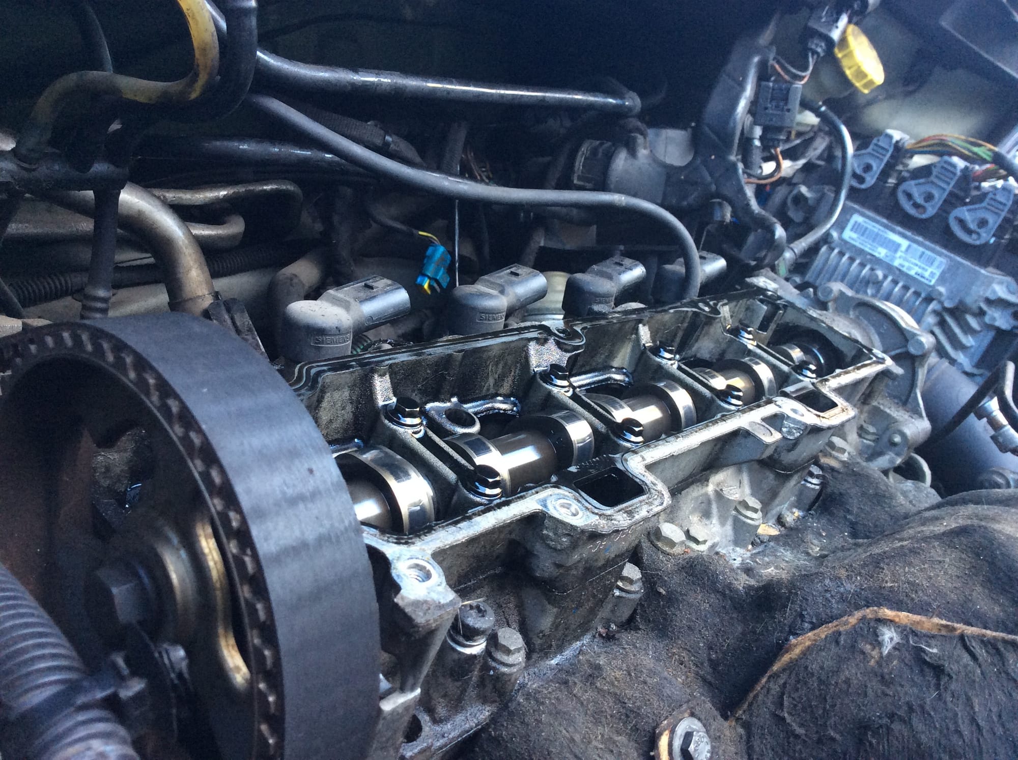 JOINT CACHE CULBUTEURS PEUGEOT 1007