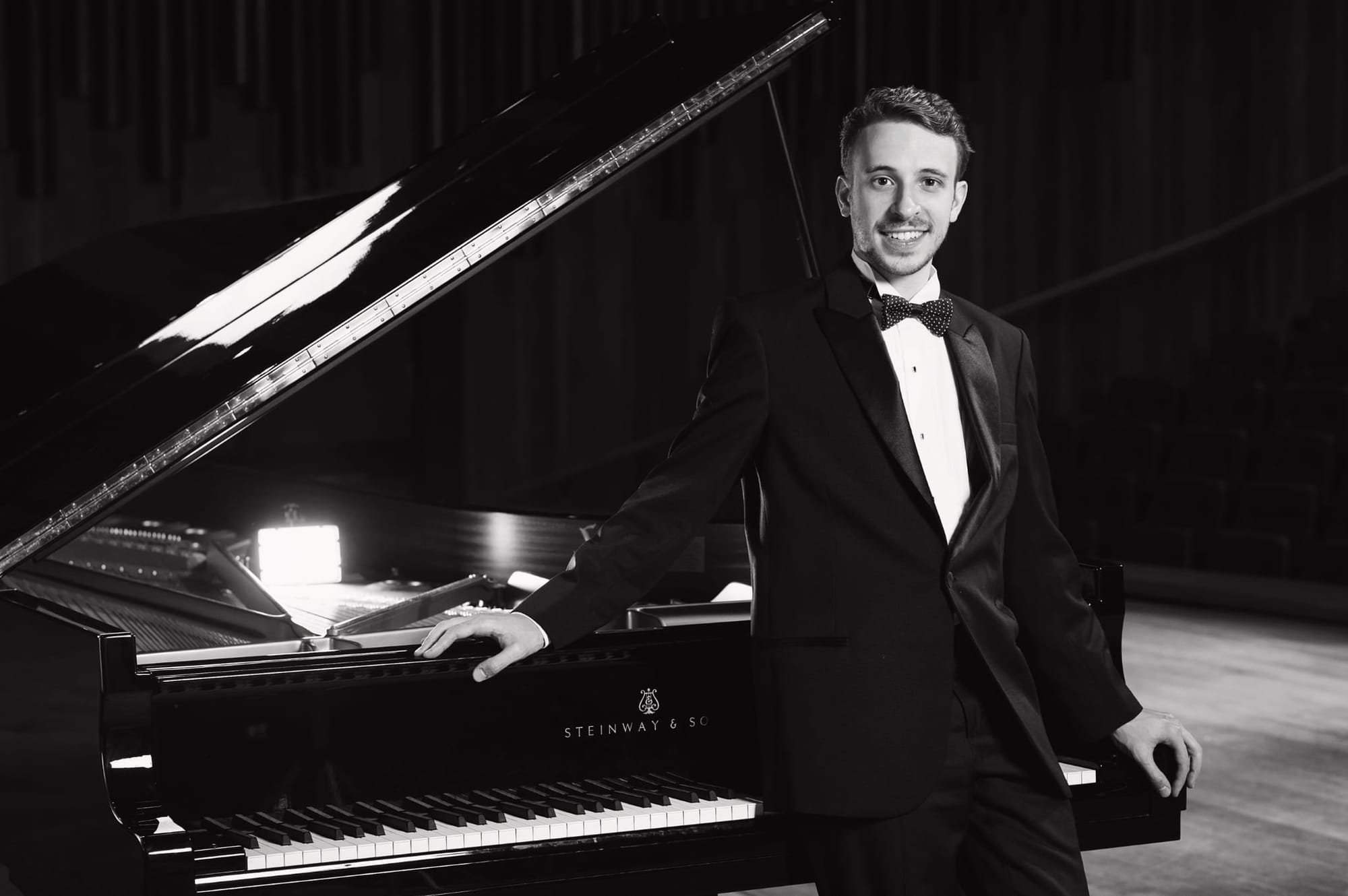Pianista Pablo Rossi faz Recital com Miniaturas, nesta sexta (28), no CTJ Hall
