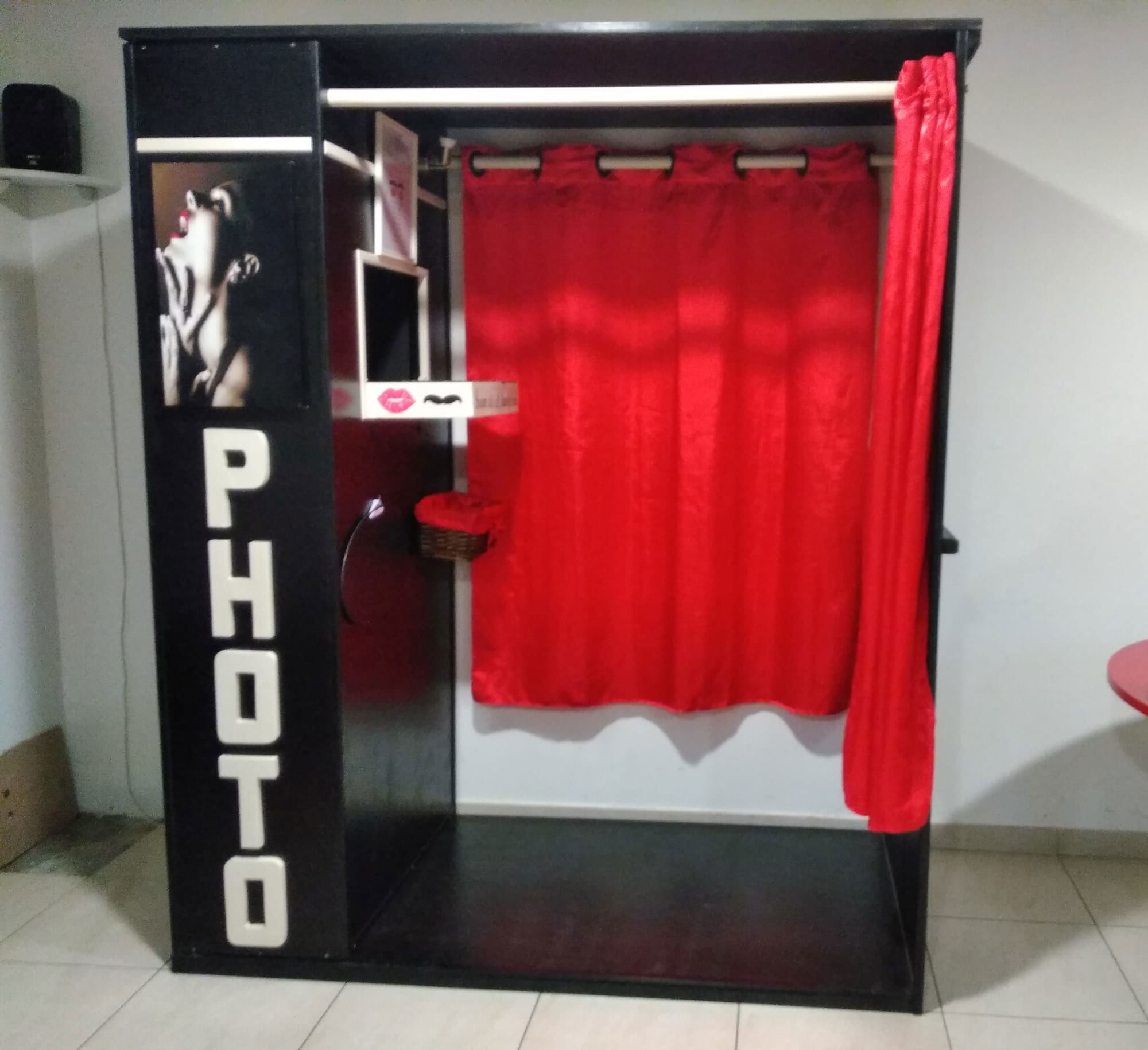 Photobooth / Photomaton Rouge