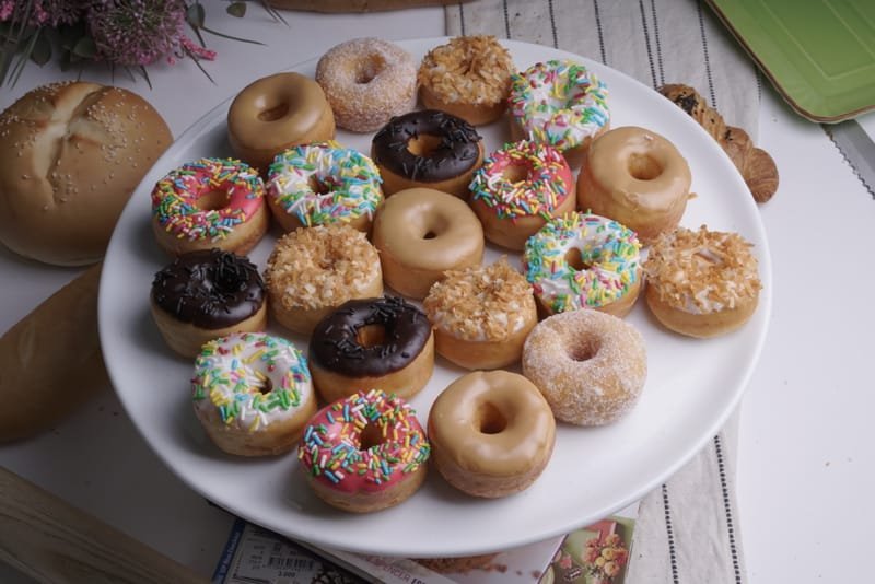 Mixed Donuts Tray صحن دونتس المتنوع