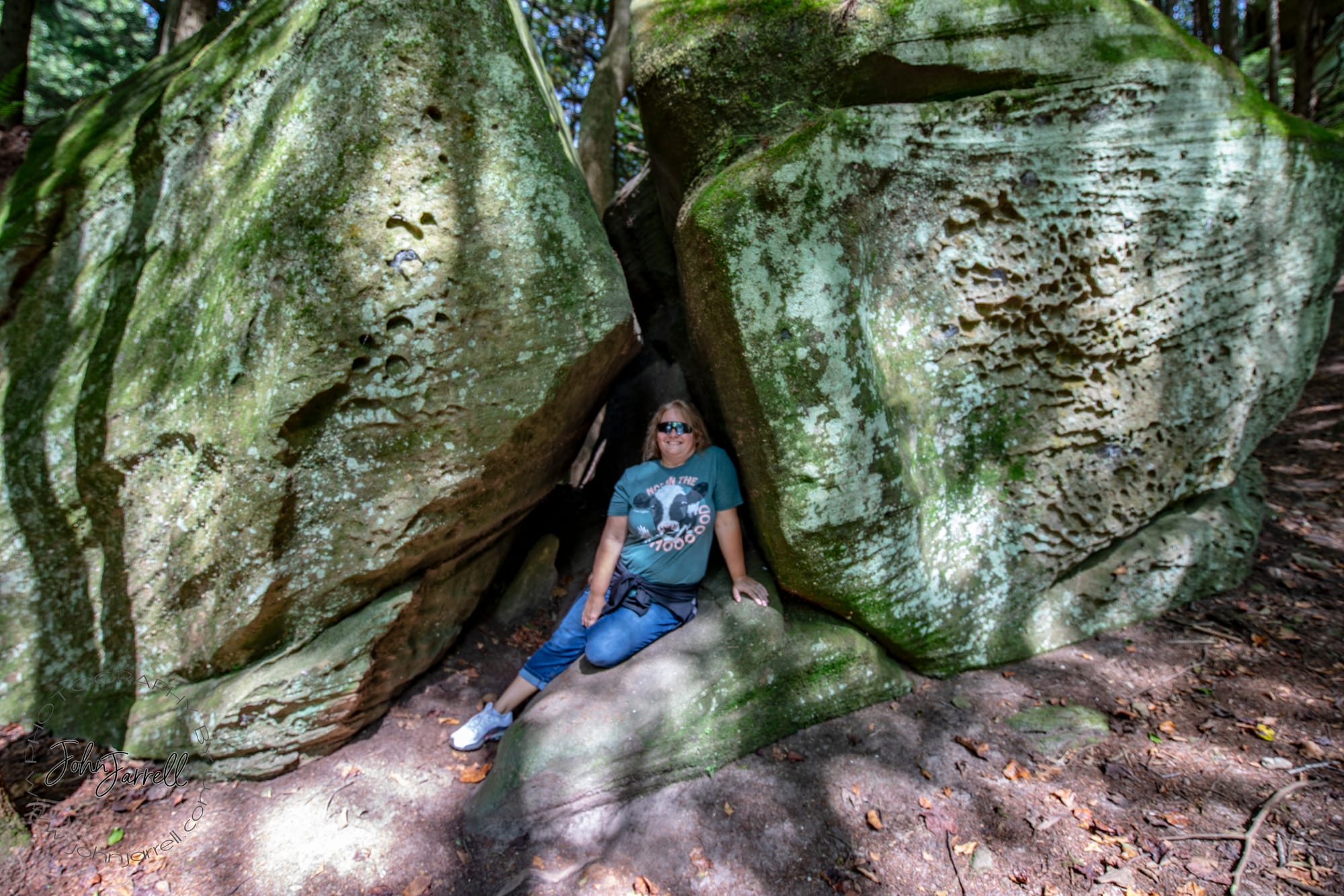 Mary In The Rocks