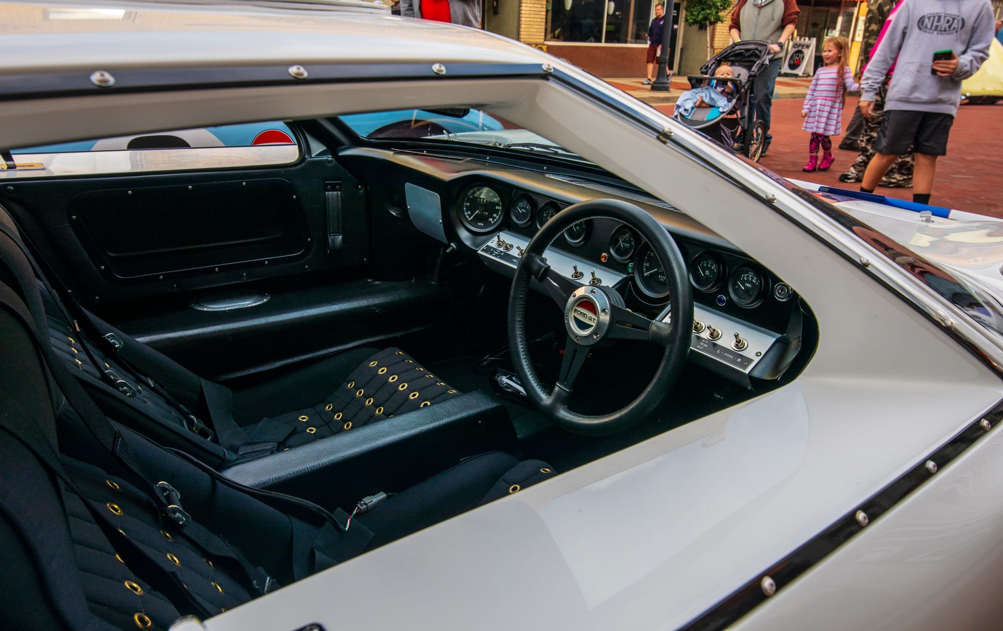 Lemans Shelby GT40 Interior