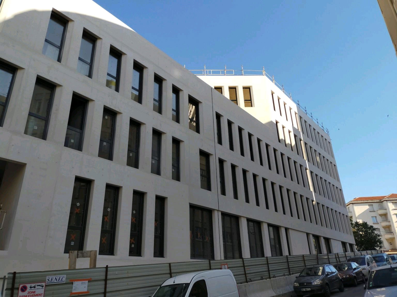 BEC CONSTRUCTION TOULON -LASURE BETON + ANTIGRAFFITI