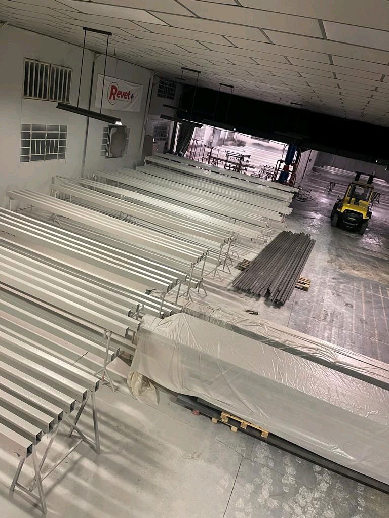ECIM - UNIFERT SETE -  5500M2 DE SABLAGE SA2.5 +MISE EN OEUVRE PEINTURE PLASITE CARBOLINE 700µ