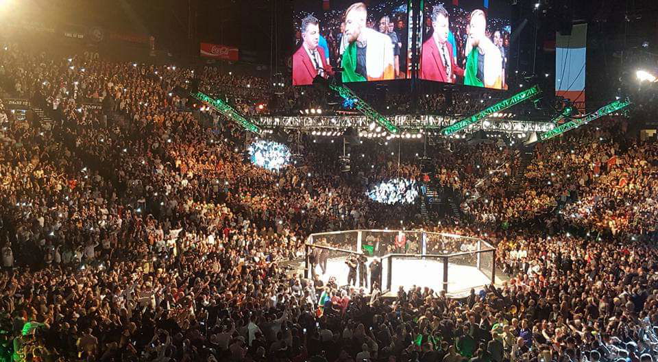 Big fight night in Vegas - UFC189