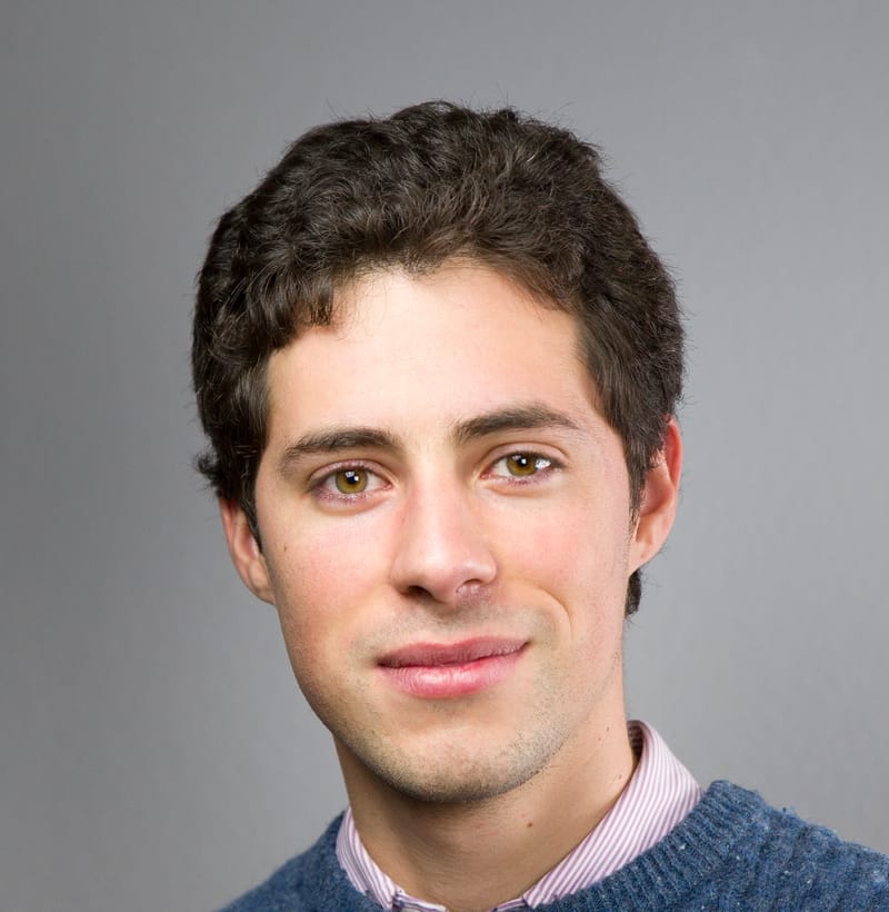 Dr. D. Alejandro González