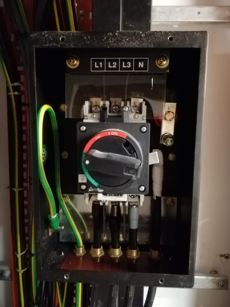 SUB MAIN CABLE INSTALL AND CONNECTION Lito Electrical Service