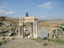שער המזרח בארבל - מגאולה קדומה לתקומה מודרנית