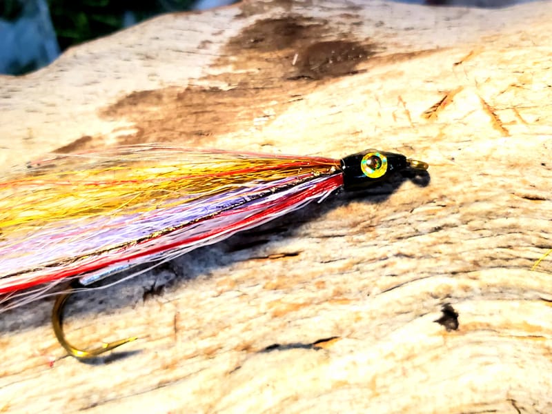 Casting Streamers LAKESIDE FLIES