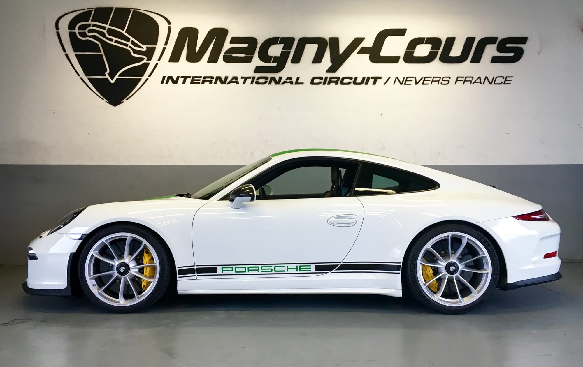 Essai Porsche 911 R // Circuit Magny Cours// Tournage Top Gear