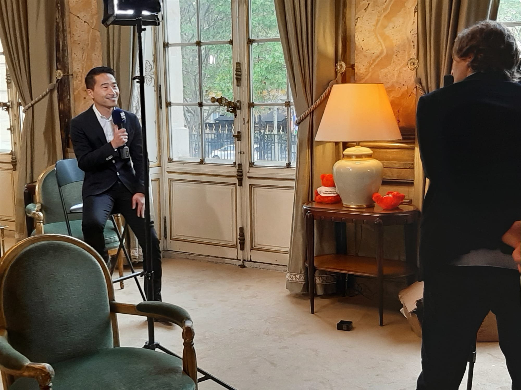 Interview par BFM Business de Yan LIU, Directeur Xiaomi France