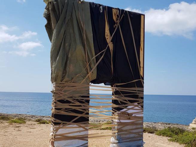 Gli invisibili di Lampedusa