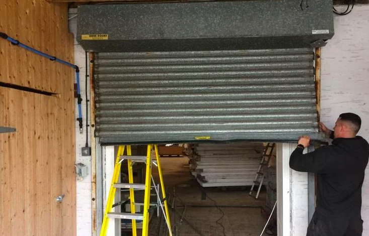 Signs Your Roller Shutter Needs Repairing Urgently