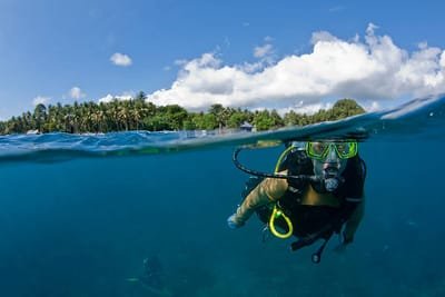 Factors To Consider When Choosing The Best Scuba Diving Certification Center image