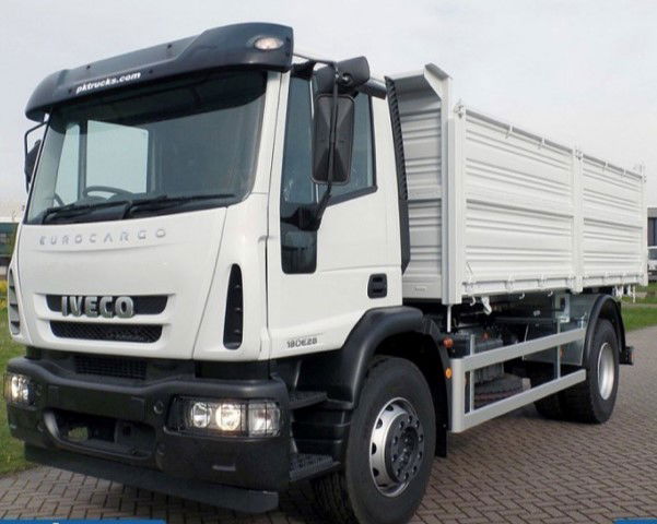 poids lourds iveco 15 T ampliroll