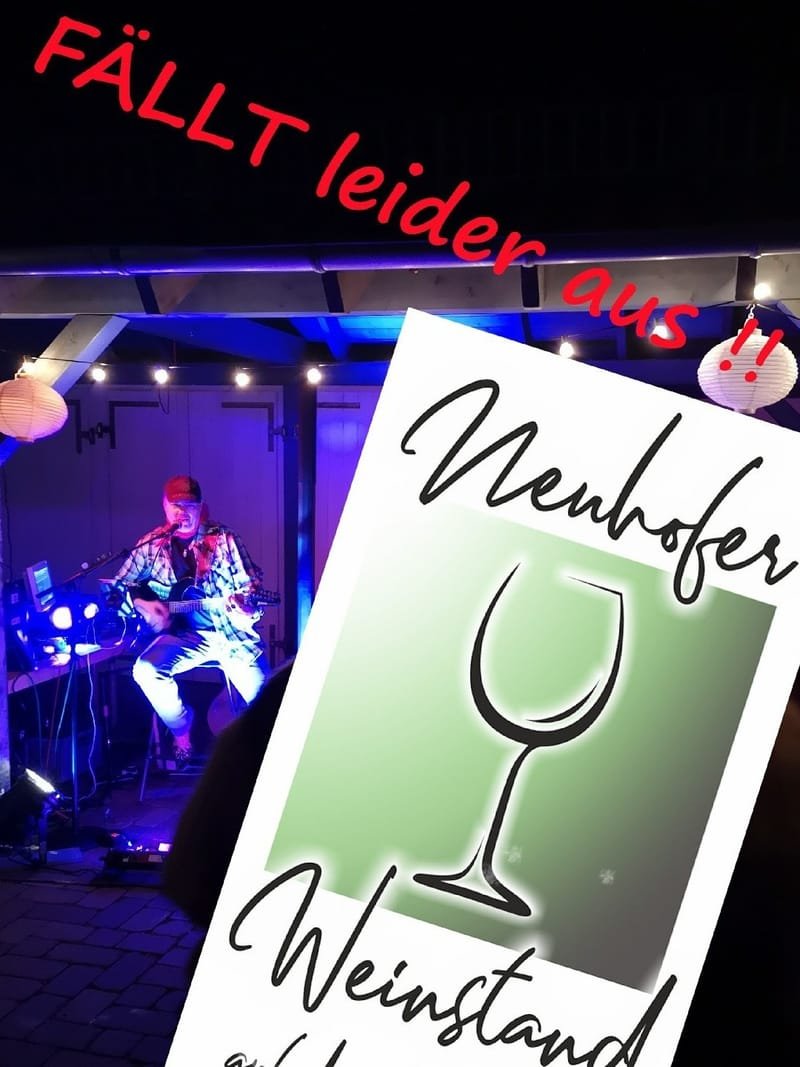 2020 Neuhofer Weinstand auf dem Dorfplatz mit Live Musik