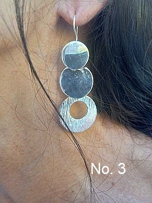 Chata Bonita, light earring  hammered pattern silver plated brass  $ 14.- inkl. free shipping