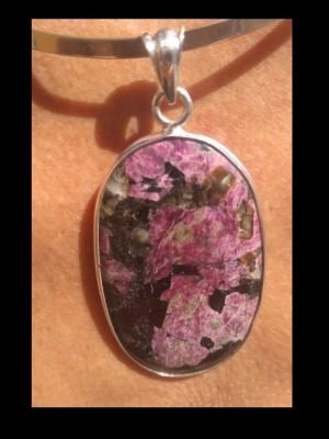 No.11 Eudealyte Pentand 925 sterling silver $ 65.-